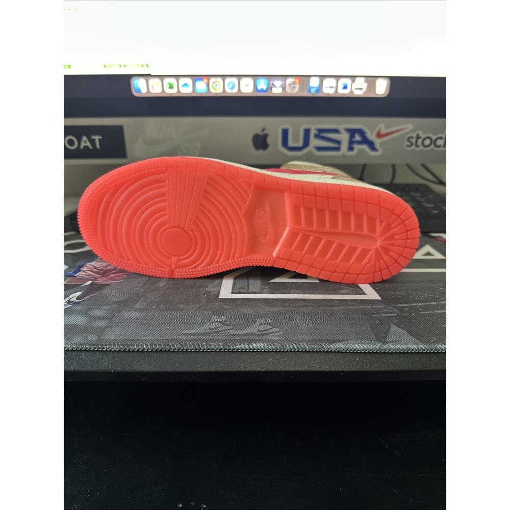 Kid's Size 6.5Y Air Jordan 1 Mid SE Peanut Butter and Jelly HJ5958-206 - Picture 5 of 8